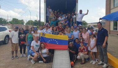 Venezuelans in Texas aid homeland after earthquakes