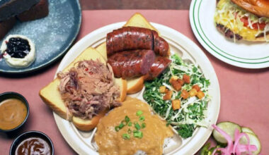 How a Michelin-Starred Texas Barbecue Restaurant Turns Whole Hogs Into an Award-Winning Menu
