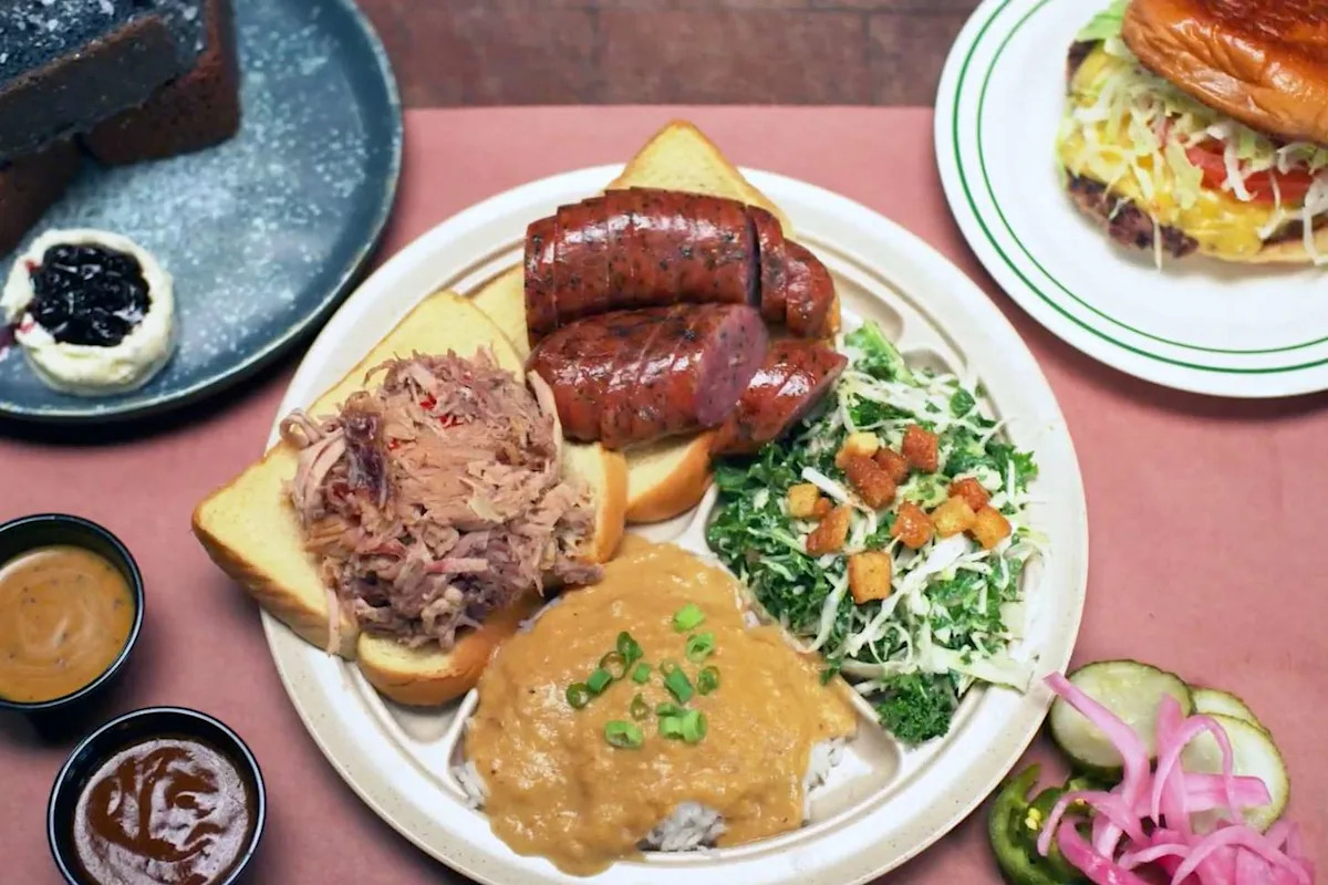 How a Michelin-Starred Texas Barbecue Restaurant Turns Whole Hogs Into an Award-Winning Menu
