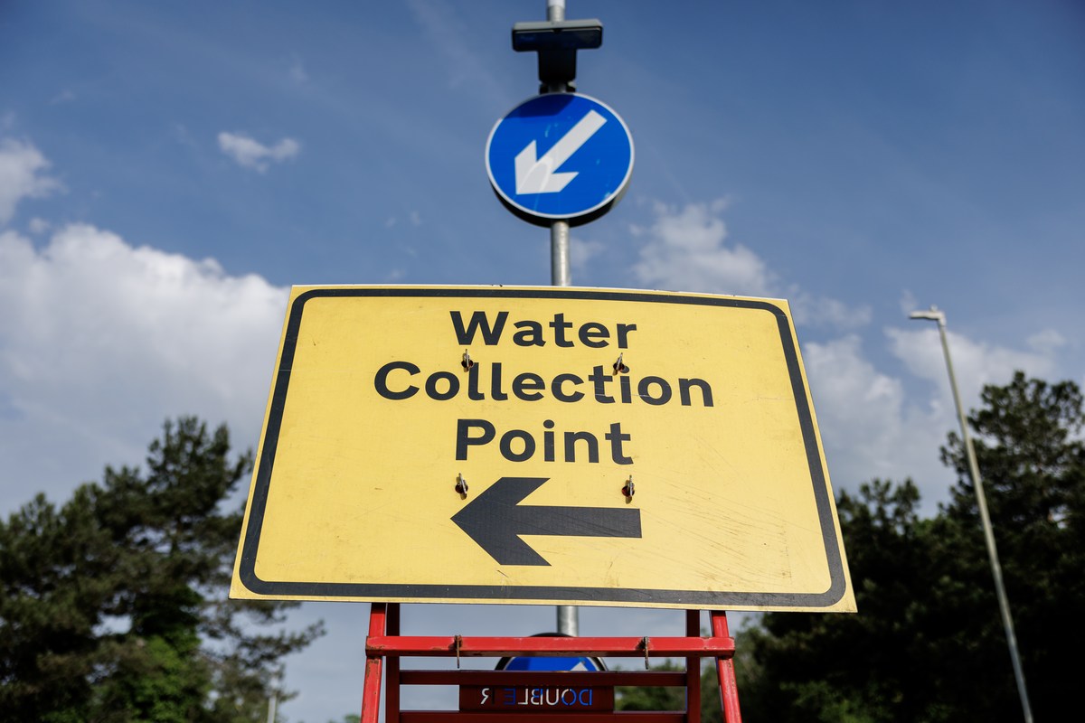 Sun City Pickers Install Water Stations Across El Paso