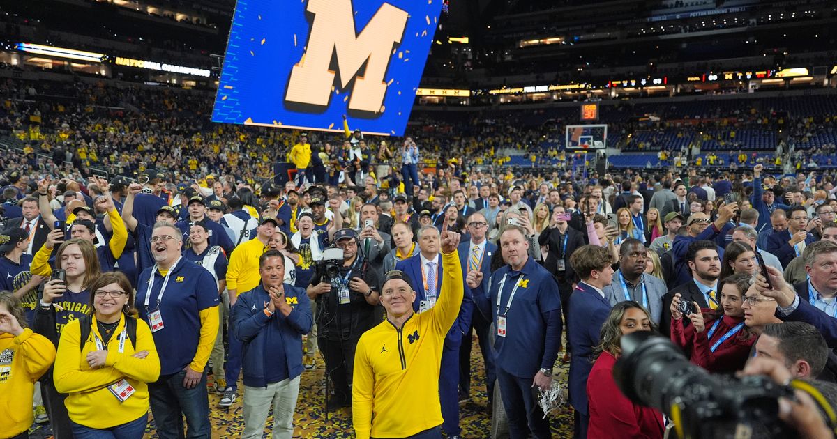 Michigan is scrambling for a new coach after Dusty May leaves to lead NBA's Dallas Mavericks :: WRAL.com