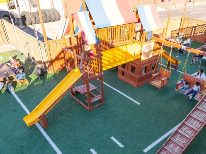 26 kid-friendly San Antonio spots where parents can get a damn drink