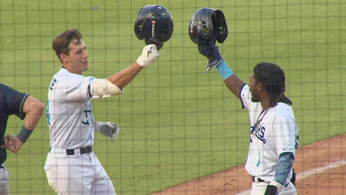 Spence homers twice, Hooks fall to Missions