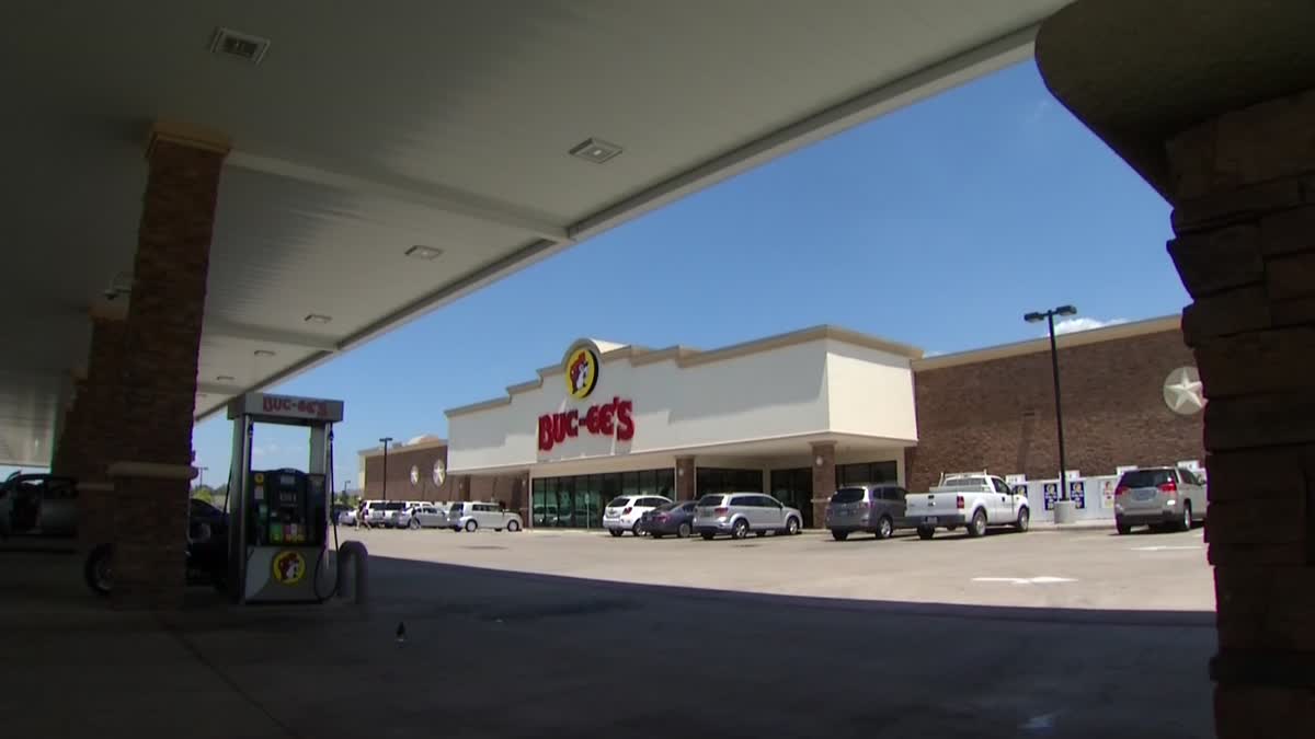 World Cup visitors are making a surprising stop at Buc-ee’s – NBC 5 Dallas-Fort Worth