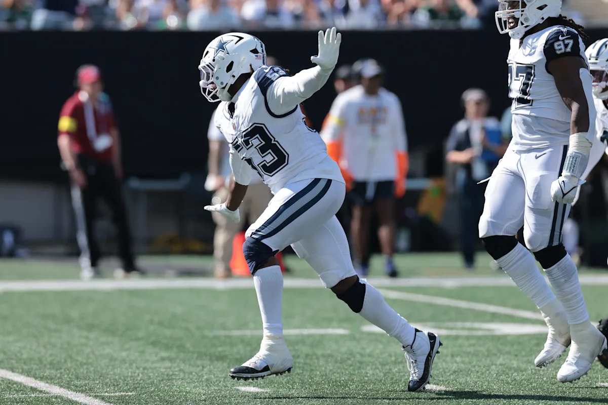 Cowboys defender wins prestigious national award; Dallas roster now boasts past 3 winners