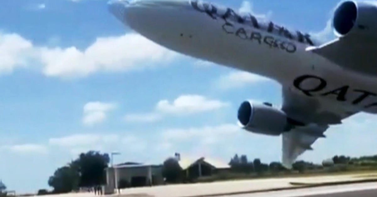 FAA investigating low flyover of Boeing 777 at Texas airport