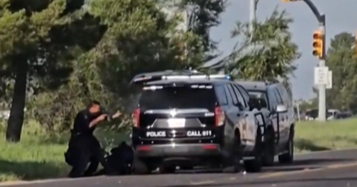 Texas shooting kills at least 1, injures 10