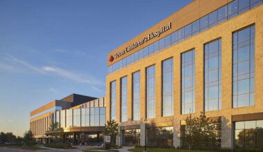 Texas Children's Hospital says it has no more 'viable options' to treat toddler who nearly drowned