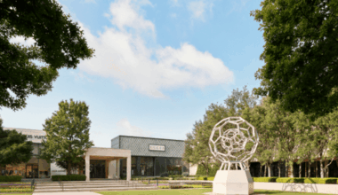Dallas' NorthPark Center welcomes the world for summer shopping