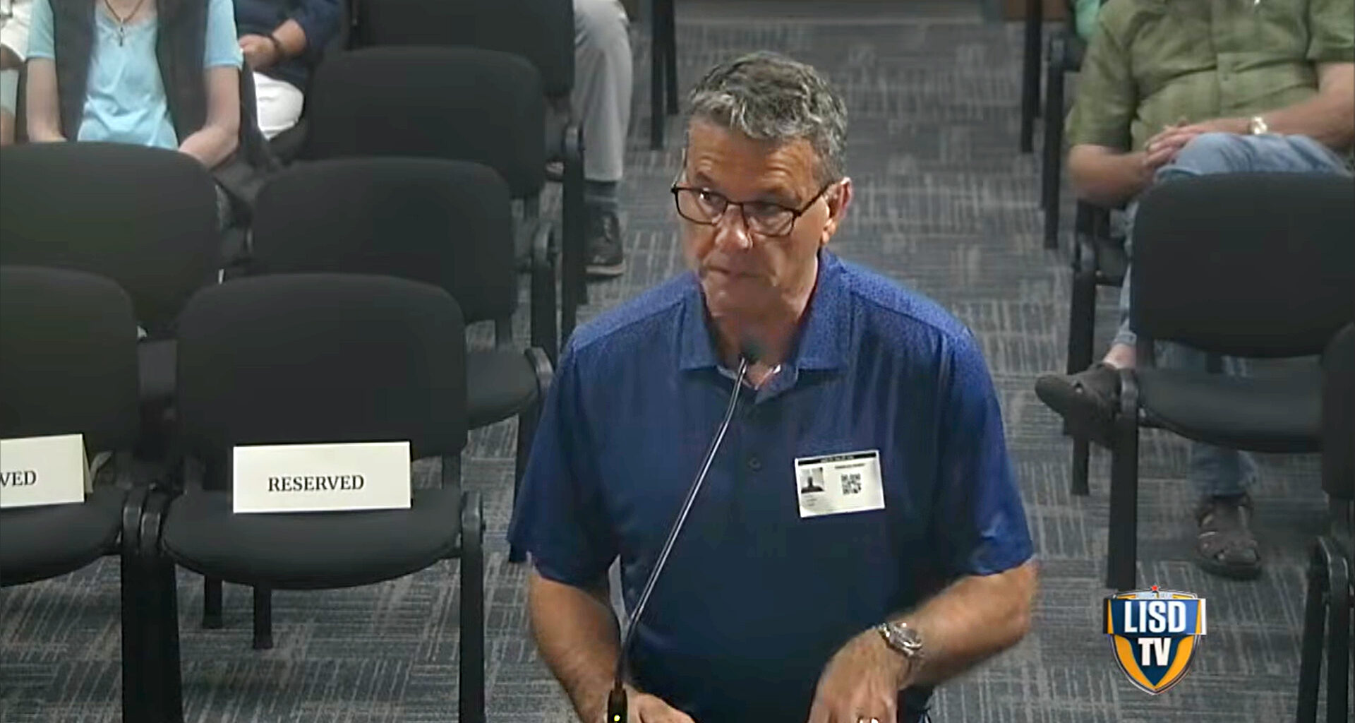 Perry tells Lubbock ISD to clean up library shelves or new state regulation will come; district says it's following the law