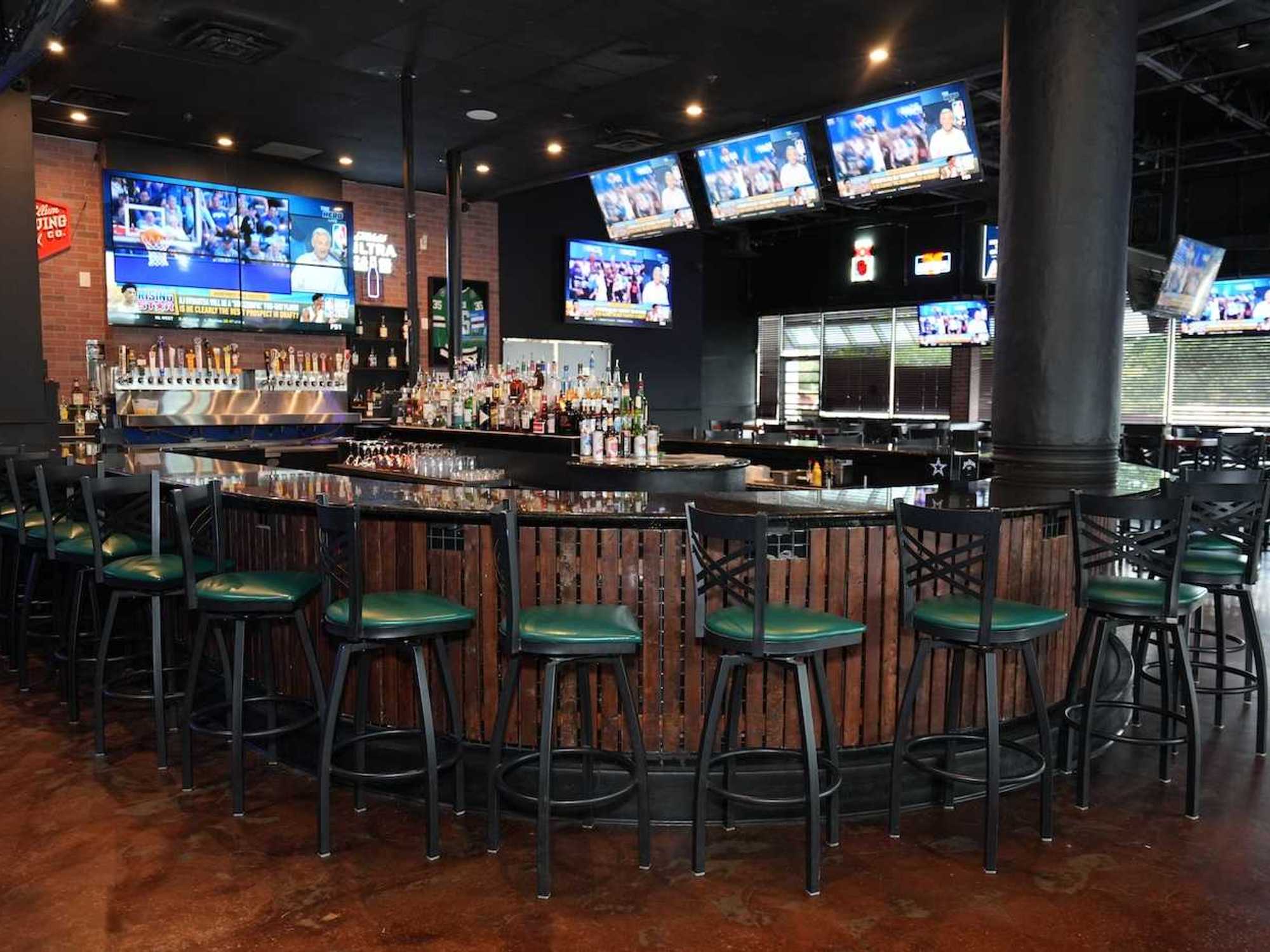 Charlie's Tavern & Kitchen