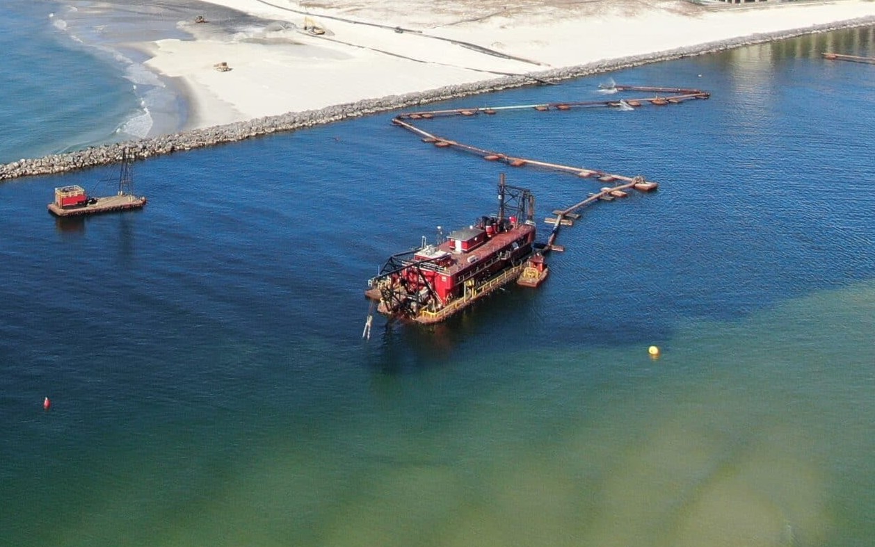 Mike Hooks wins $17.8M Corpus Christi dredging contract