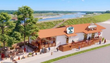 Fort Worth is getting a new place for people, and fish, to get a bite