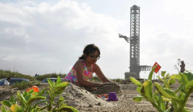 Texas Supreme Court dismisses lawsuit over SpaceX beach closures but avoids key question