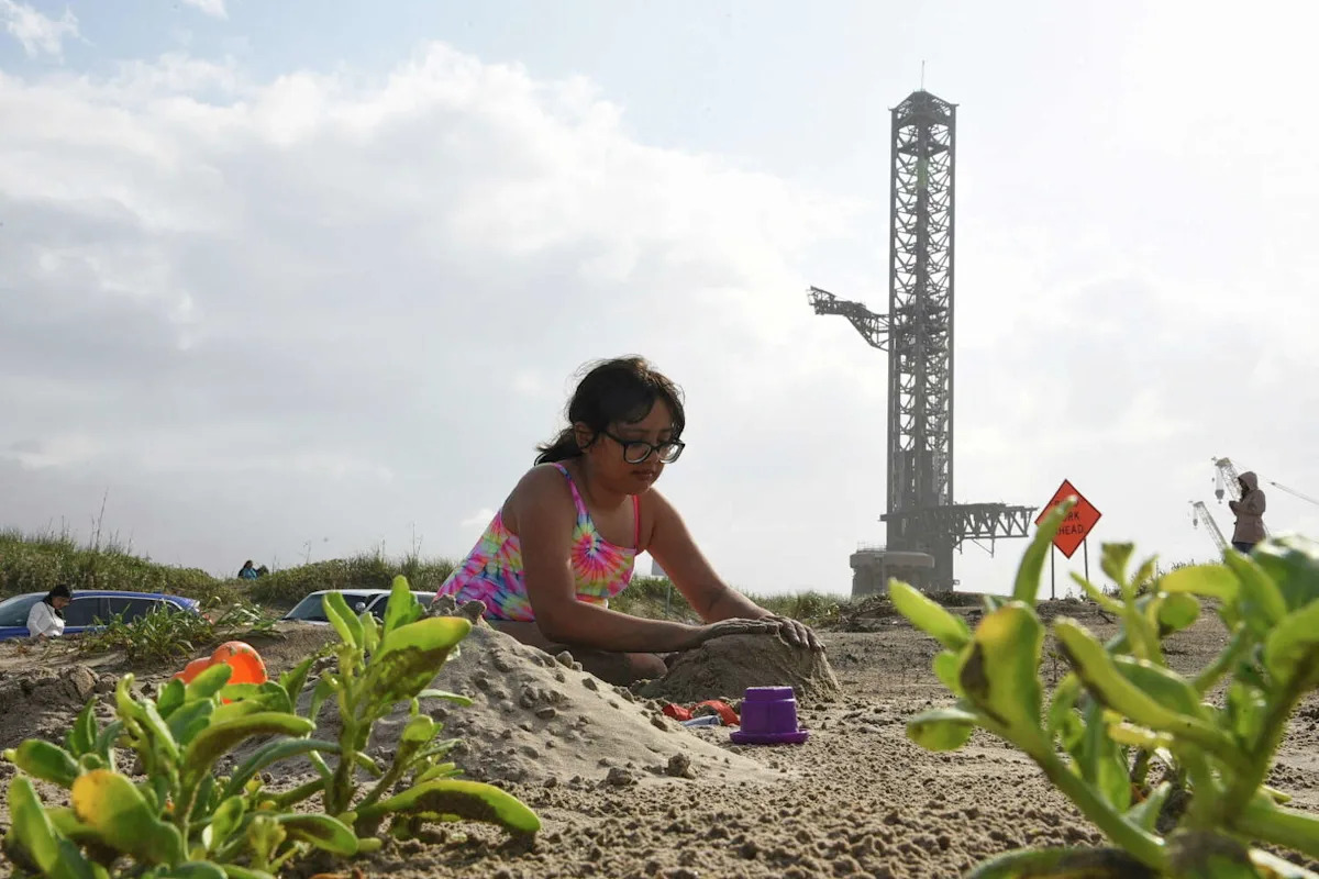 Texas Supreme Court dismisses lawsuit over SpaceX beach closures but avoids key question