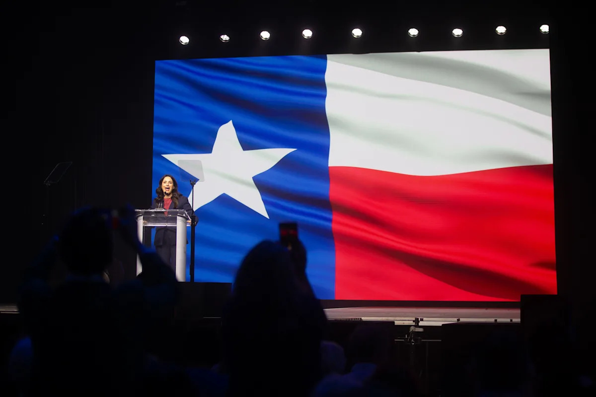 Politicians, activists lead Texas Democratic Convention in Corpus Christi