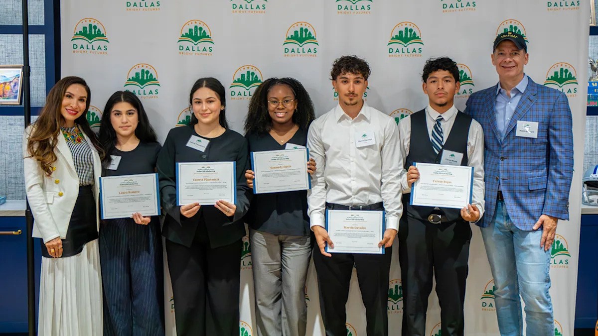 ‘Very Impressive Individuals’: Five Dallas ISD Seniors Receive Bennett Bright Futures Scholarships