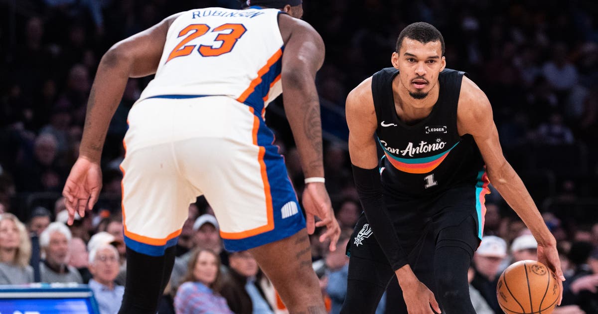 San Antonio Spurs are not canceling Knicks fans' Game 5 tickets, despite earlier reports