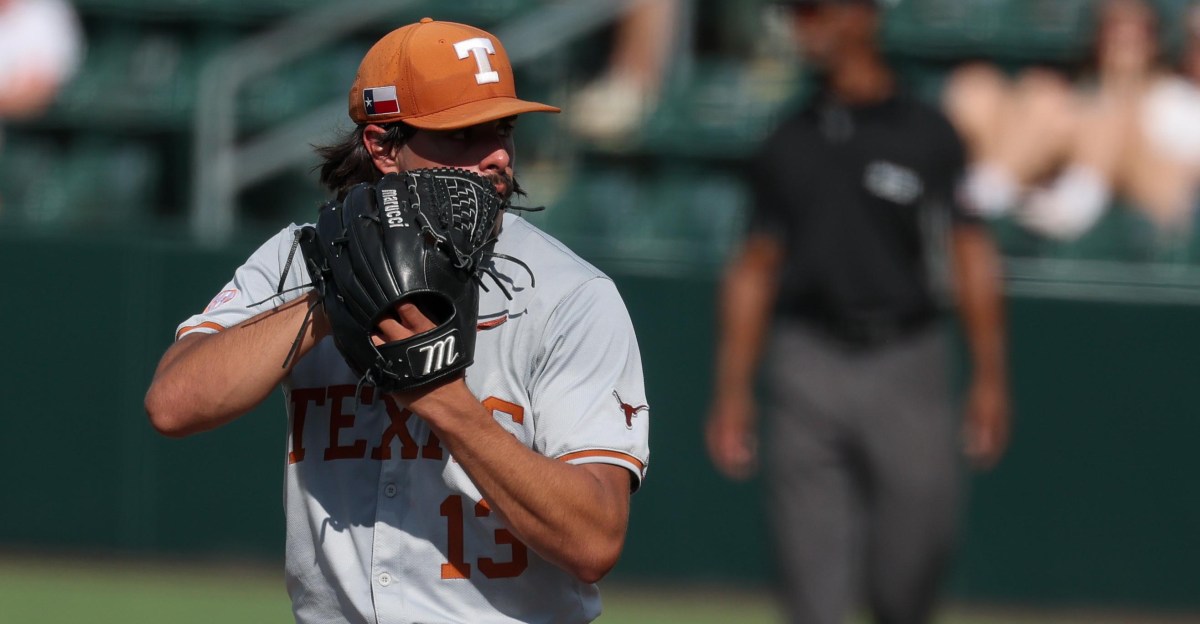 Texas battles Alabama in CWS elimination game