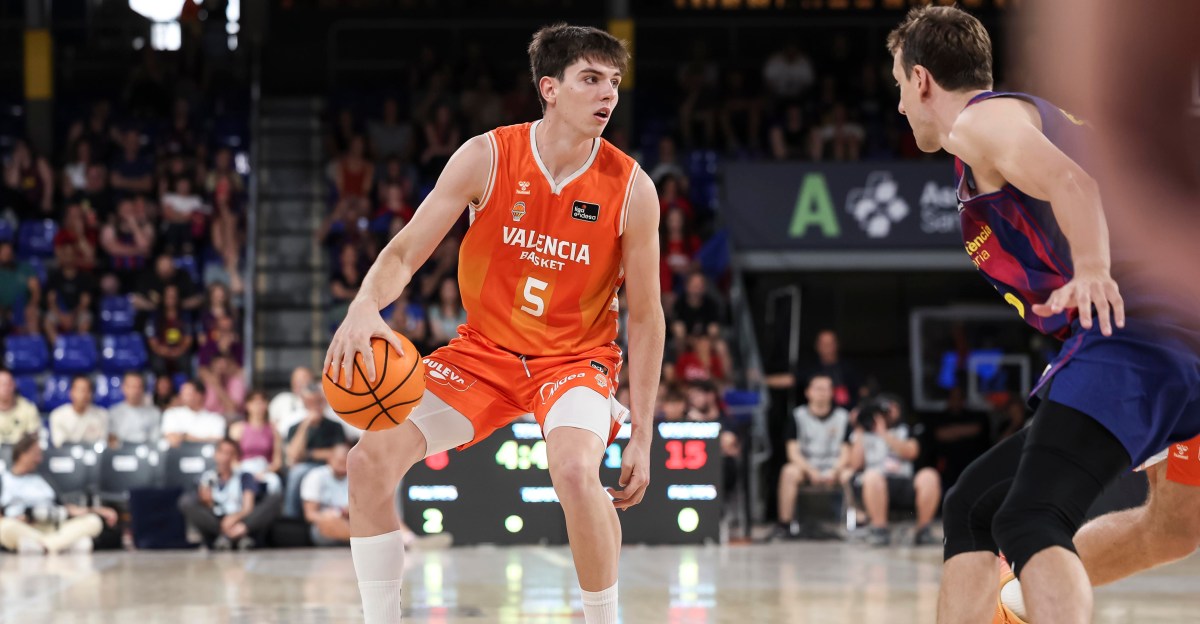 Reports: Mavericks acquire Sergio De Larrea in four-team Draft night trade