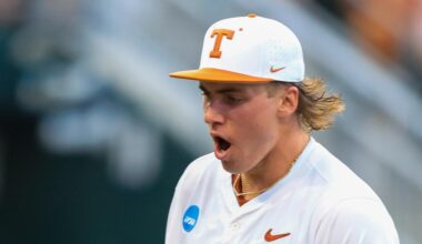 No. 6 Texas faces red-hot No. 3 Georgia to open CWS