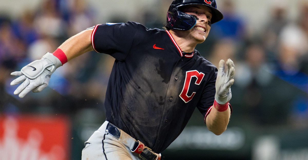 Guards drop series opener in Texas
