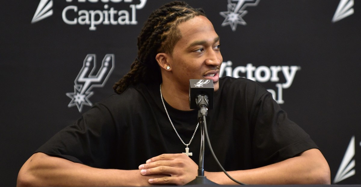 Maliq Brown Arrives In San Antonio