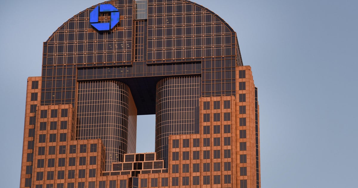 JPMorgan Chase to close Plano call center and lay off 244 employees, company says
