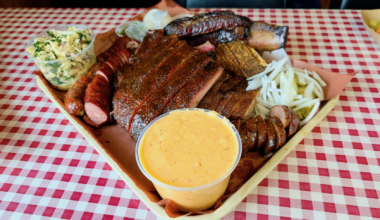 A plate of barbecue from Goldee's.