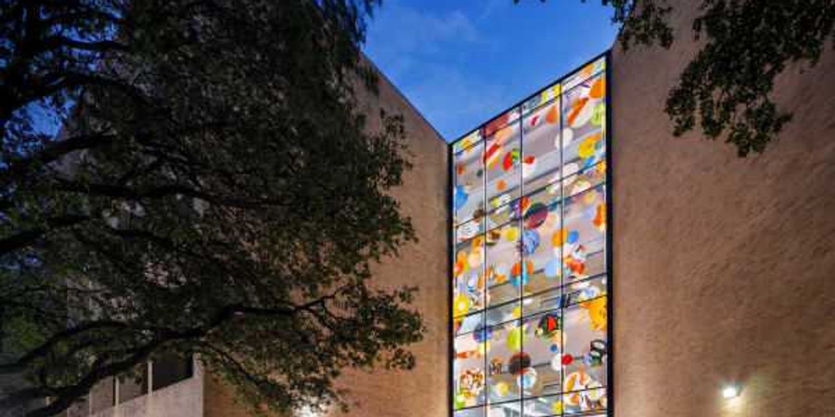 Facade art at UT Austin reclaims Jim Crow symbol in color