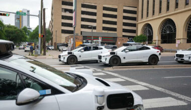 Tesla trails Waymo in Austin robotaxi rollout, new Texas data shows