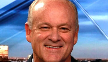 Texas TV anchor announces retirement after 43 years on the air