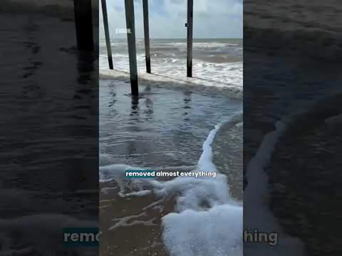 A disappearing beach turned this Texas house into a Gulf Coast landmark
