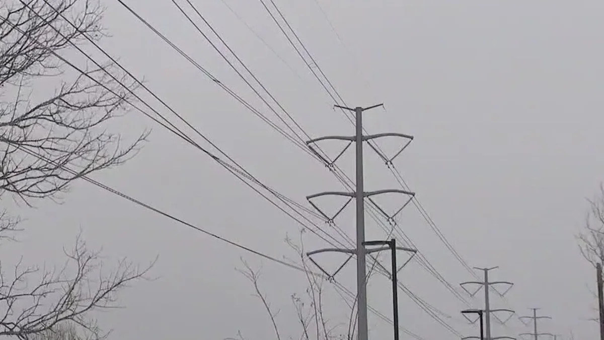 Houston power outage tracker: Over 7,000 customers without power in Houston area following afternoon storms