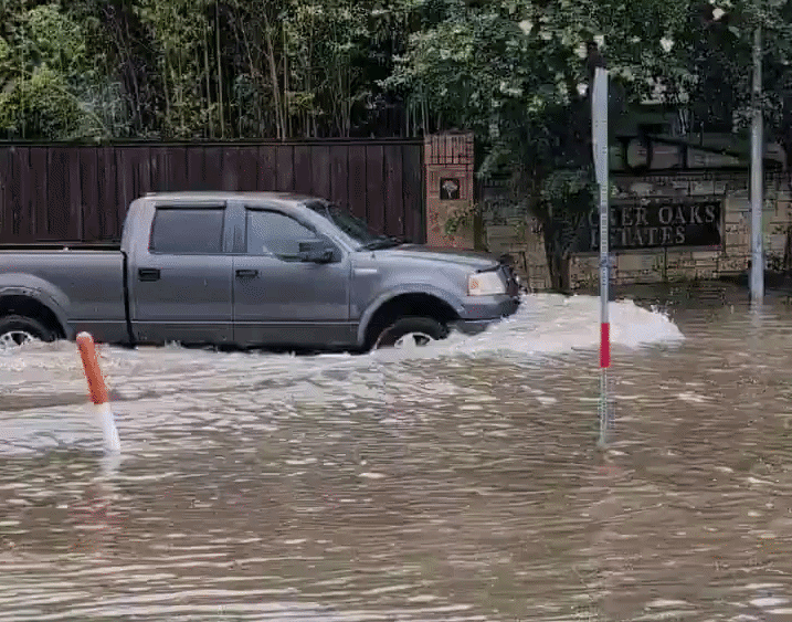 Heavy Rain Triggers Flooding Northwest of Houston