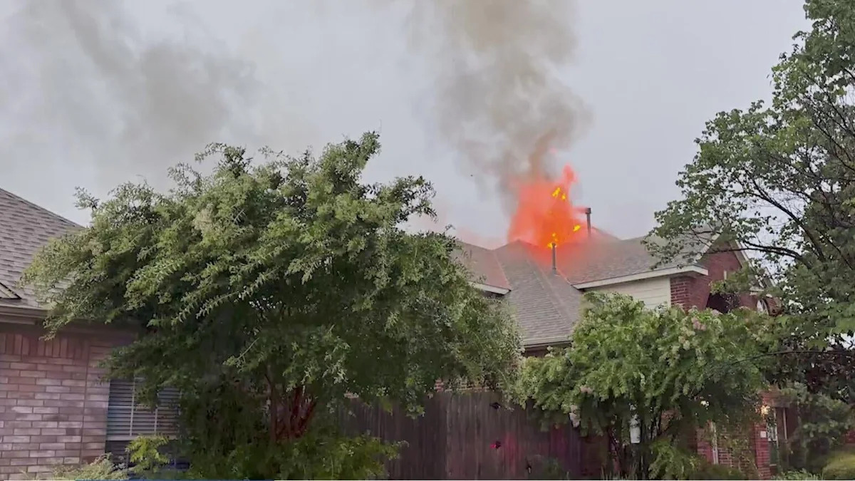 Lightning sparks multiple North Texas house fires