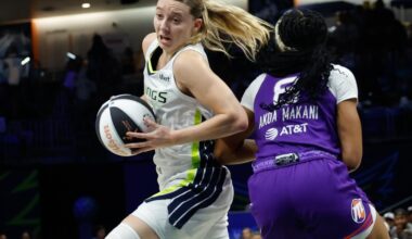 Paige Bueckers leads Dallas to 85-70 win over the Phoenix Mercury