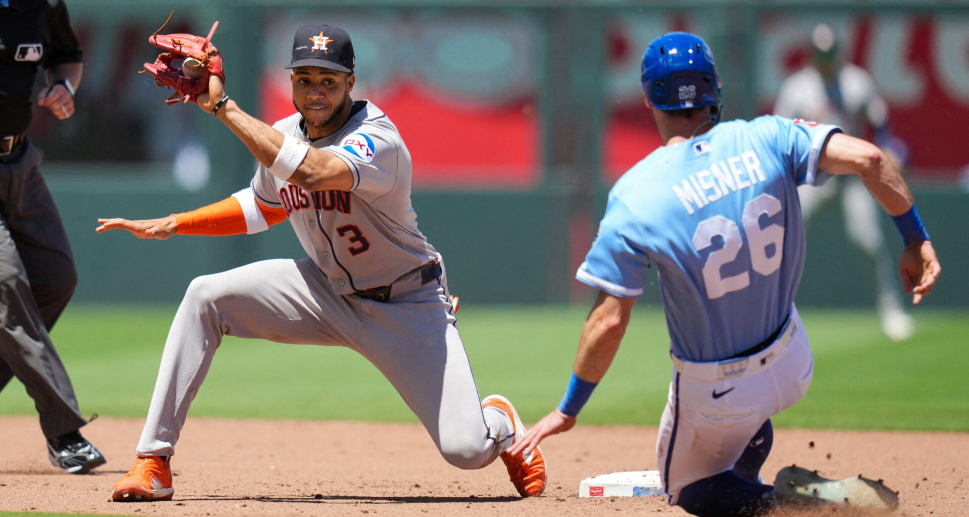 The Yankees have a shortstop swing worth watching if Houston cracks