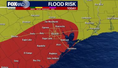 Live updates: Houston Flood Watch, heavy rain threat; forecast, radar