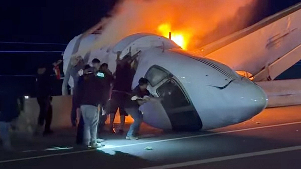 Burning plane after crash in Laredo, Texas