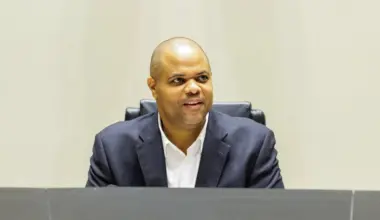 Dallas mayor Eric Johnson