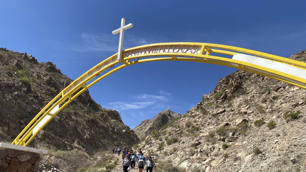 Entrance a Mount Cristo Rey