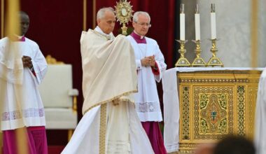 Pope: A reminder comes from Corpus Christi processions