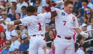 Oklahoma beats Georgia, Texas eliminates Alabama at MCWS