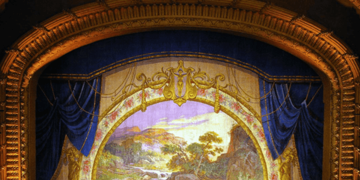 Austin's Paramount Theatre hosts open house before restoration