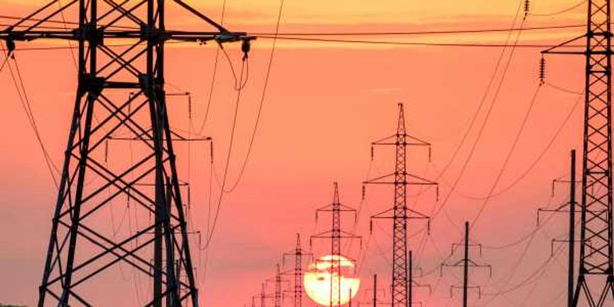 Heat and data centers may lead to record Texas power demand