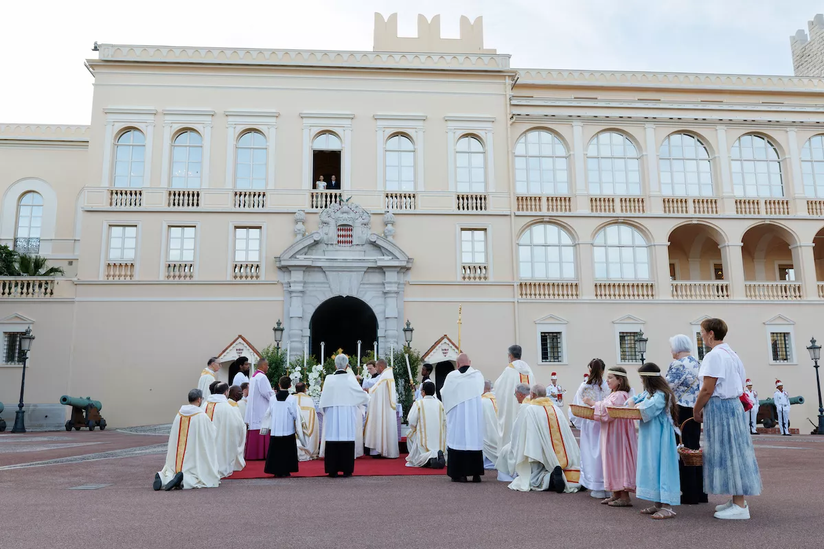Monaco celebrates Corpus Christi with the Order of the Holy Sepulchre