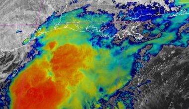 Tropical Storm Arthur makes landfall in Texas