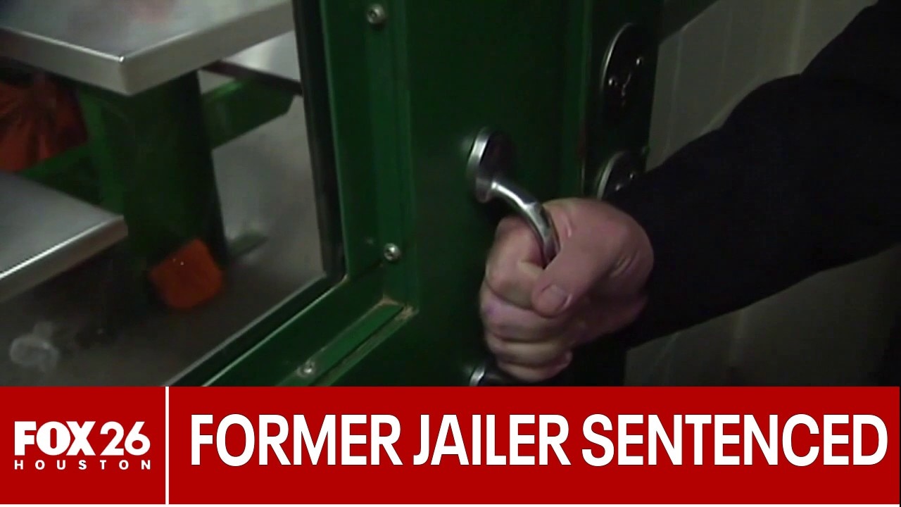 Former Harris County jailer sentenced