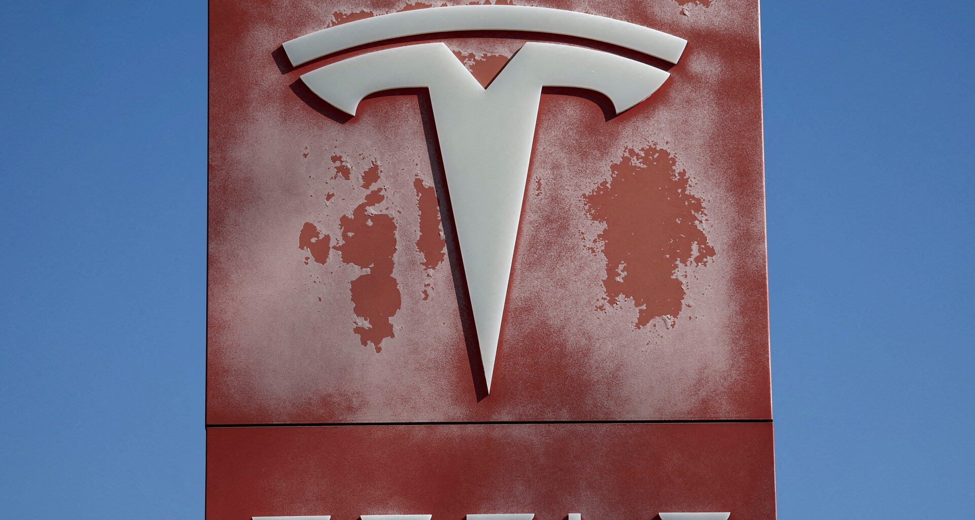 Family sues Tesla for wrongful death in Autopilot crash in Texas, US | Elon Musk News